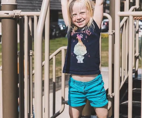 Marinapark Üdülőpark 3*